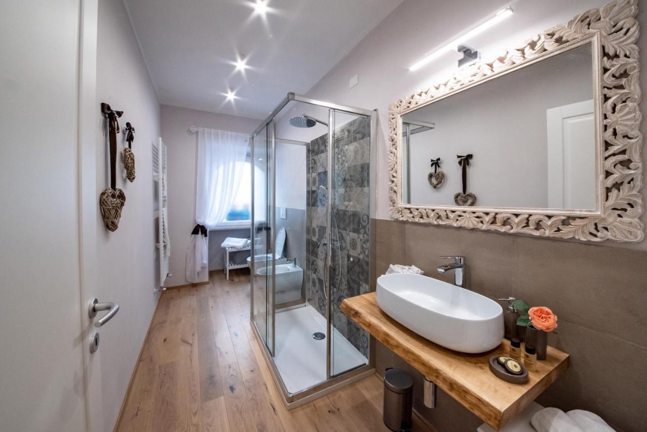 Residenza Vicolo Bovi Assisi Apartment ภายนอก รูปภาพ